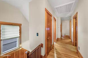 8 Richmond St, Adams, MA 01220 - Photo 18