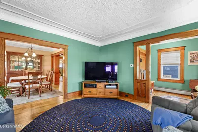 8 Richmond St, Adams, MA 01220 - Photo 18