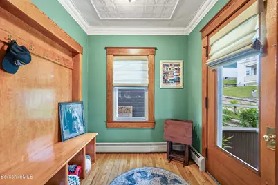 8 Richmond St, Adams, MA 01220 - Photo 14