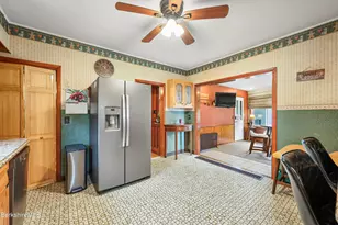 8 Richmond St, Adams, MA 01220 - Photo 14
