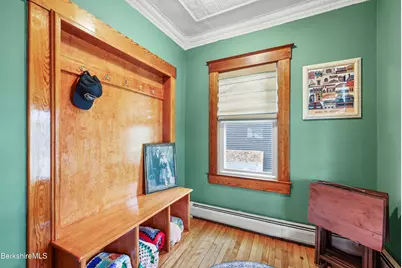 8 Richmond St, Adams, MA 01220 - Photo 12