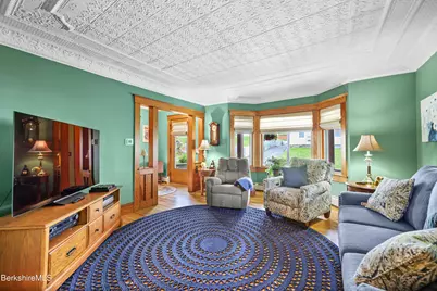 8 Richmond St, Adams, MA 01220 - Photo 20