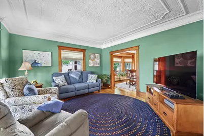 8 Richmond St, Adams, MA 01220 - Photo 16