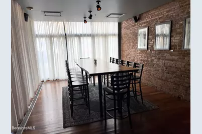 273 North St, Pittsfield, MA 01201 - Photo 16