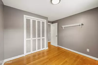 10 Oswald Ave, Pittsfield, MA 01201 - Photo 38