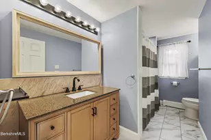 10 Oswald Ave, Pittsfield, MA 01201 - Photo 40