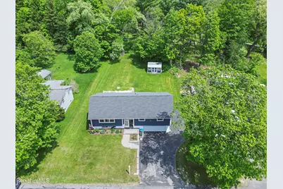10 Oswald Ave, Pittsfield, MA 01201 - Photo 4