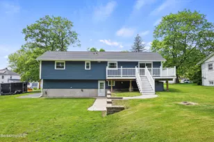 10 Oswald Ave, Pittsfield, MA 01201 - Photo 6