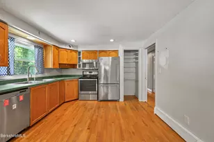 10 Oswald Ave, Pittsfield, MA 01201 - Photo 30