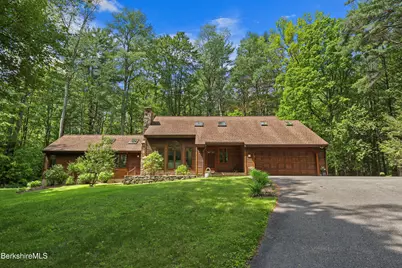 11 Muddy Brook Cir, Great Barrington, MA 01230 - Photo 2