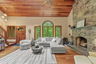 11 Muddy Brook Cir, Great Barrington, MA 01230 - Photo 8