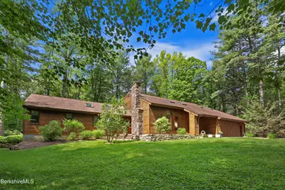 11 Muddy Brook Cir, Great Barrington, MA 01230 - Photo 4