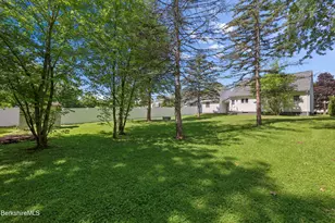 1028 North St, Pittsfield, MA 01201 - Photo 34