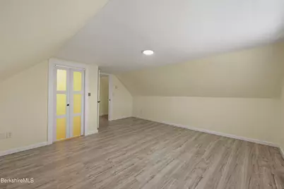 1028 North St, Pittsfield, MA 01201 - Photo 26