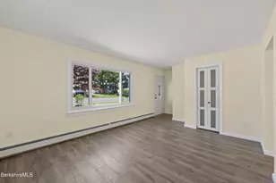 1028 North St, Pittsfield, MA 01201 - Photo 8