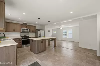 395 Cheshire Rd #112, Pittsfield, MA 01201 - Photo 18