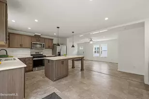 395 Cheshire Rd, Pittsfield, MA 01201 - Photo 18