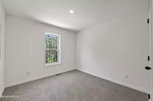 395 Cheshire Rd, Pittsfield, MA 01201 - Photo 26