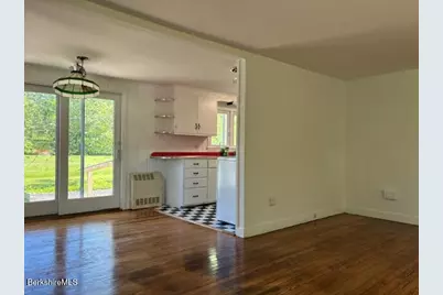 42 Mt Washington Rd, Great Barrington, MA 01230 - Photo 4
