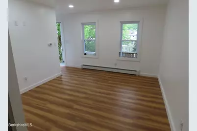 10 Bellevue Ave, Adams, MA 01220 - Photo 6