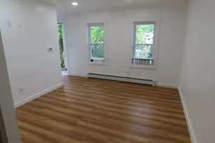 10 Bellevue Ave, Adams, MA 01220 - Photo 6