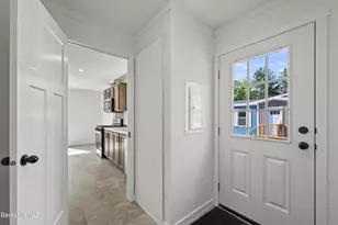 395 Cheshire Rd, Pittsfield, MA 01201 - Photo 16
