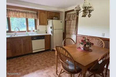148 Friend St, Adams, MA 01220 - Photo 4