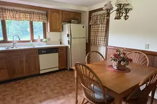 148 Friend St, Adams, MA 01220 - Photo 4