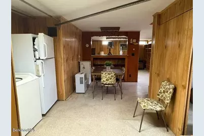 148 Friend St, Adams, MA 01220 - Photo 18
