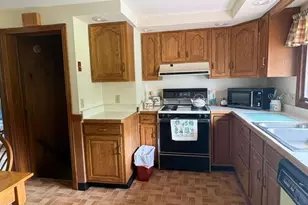 148 Friend St, Adams, MA 01220 - Photo 6