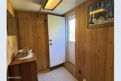148 Friend St, Adams, MA 01220 - Photo 22