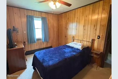 148 Friend St, Adams, MA 01220 - Photo 10
