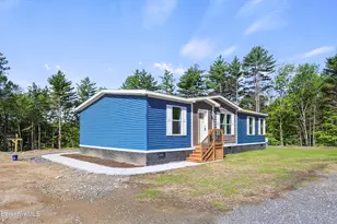 395 Cheshire Rd, Pittsfield, MA 01201 - Photo 2