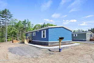 395 Cheshire Rd, Pittsfield, MA 01201 - Photo 4