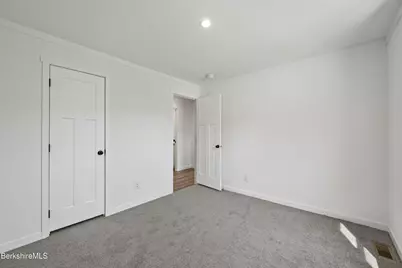 395 Cheshire Rd #101, Pittsfield, MA 01201 - Photo 30