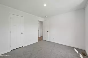 395 Cheshire Rd, Pittsfield, MA 01201 - Photo 30