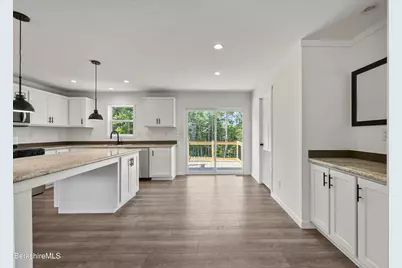 395 Cheshire Rd #101, Pittsfield, MA 01201 - Photo 18