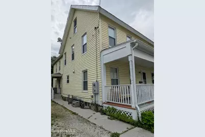 41 Arnold St, Williamstown, MA 01267 - Photo 1