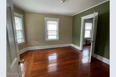 63 Glenwood Ave, Pittsfield, MA 01201 - Photo 18