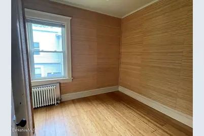 63 Glenwood Ave, Pittsfield, MA 01201 - Photo 10