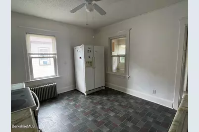 63 Glenwood Ave, Pittsfield, MA 01201 - Photo 6