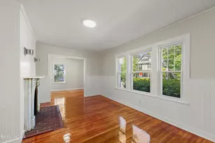 11 Merriam St, Pittsfield, MA 01201 - Photo 10