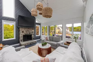10 Buckingham Ln, Monterey, MA 01245 - Photo 1