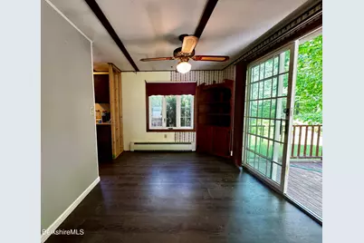 180 Orlando Ave, Pittsfield, MA 01201 - Photo 12