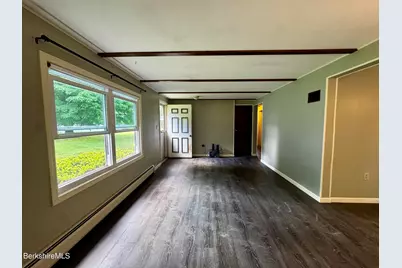 180 Orlando Ave, Pittsfield, MA 01201 - Photo 14