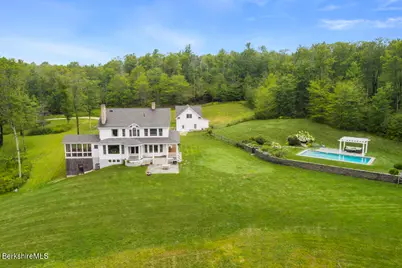 470 Harrington Dr, Austerlitz, NY 12017 - Photo 2