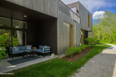 8 River Run Rd #8, Williamstown, MA 01267 - Photo 2