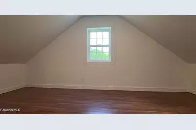 7 West St, Sandisfield, MA 01255 - Photo 10