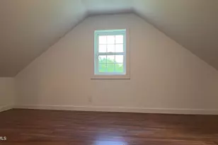 7 West St, Sandisfield, MA 01255 - Photo 10