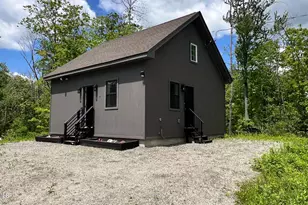 7 West St, Sandisfield, MA 01255 - Photo 2